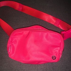 Lululemon Lipgloss Belt Bag